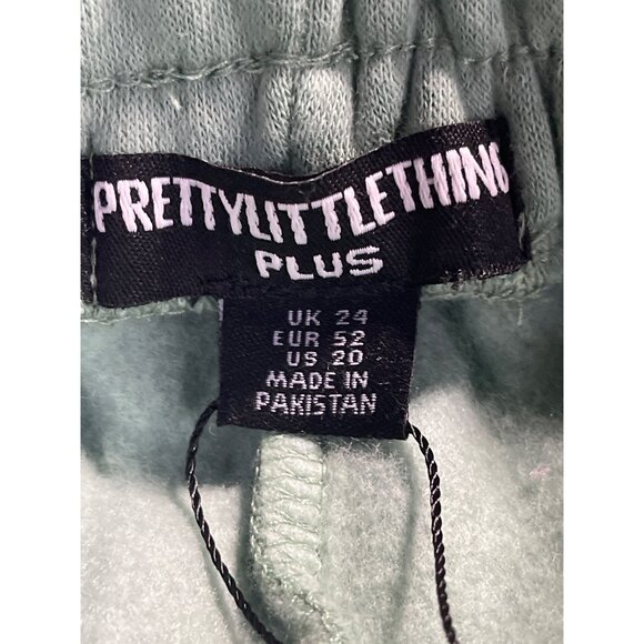 PrettyLittleThing Green Logo Fleece Sweat Shorts Womens Plus Size 20 - Picture 3 of 5